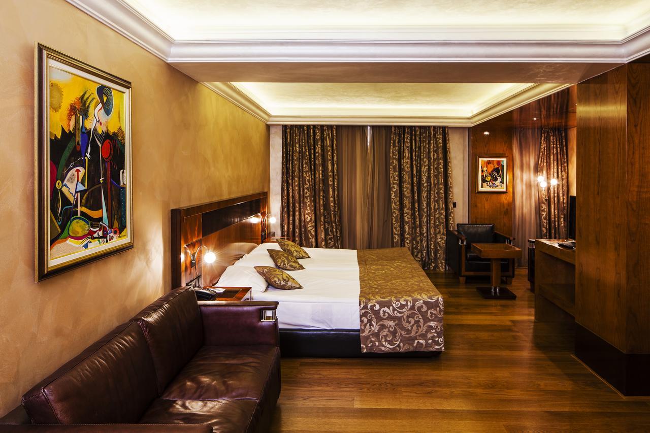 Anel Hotel