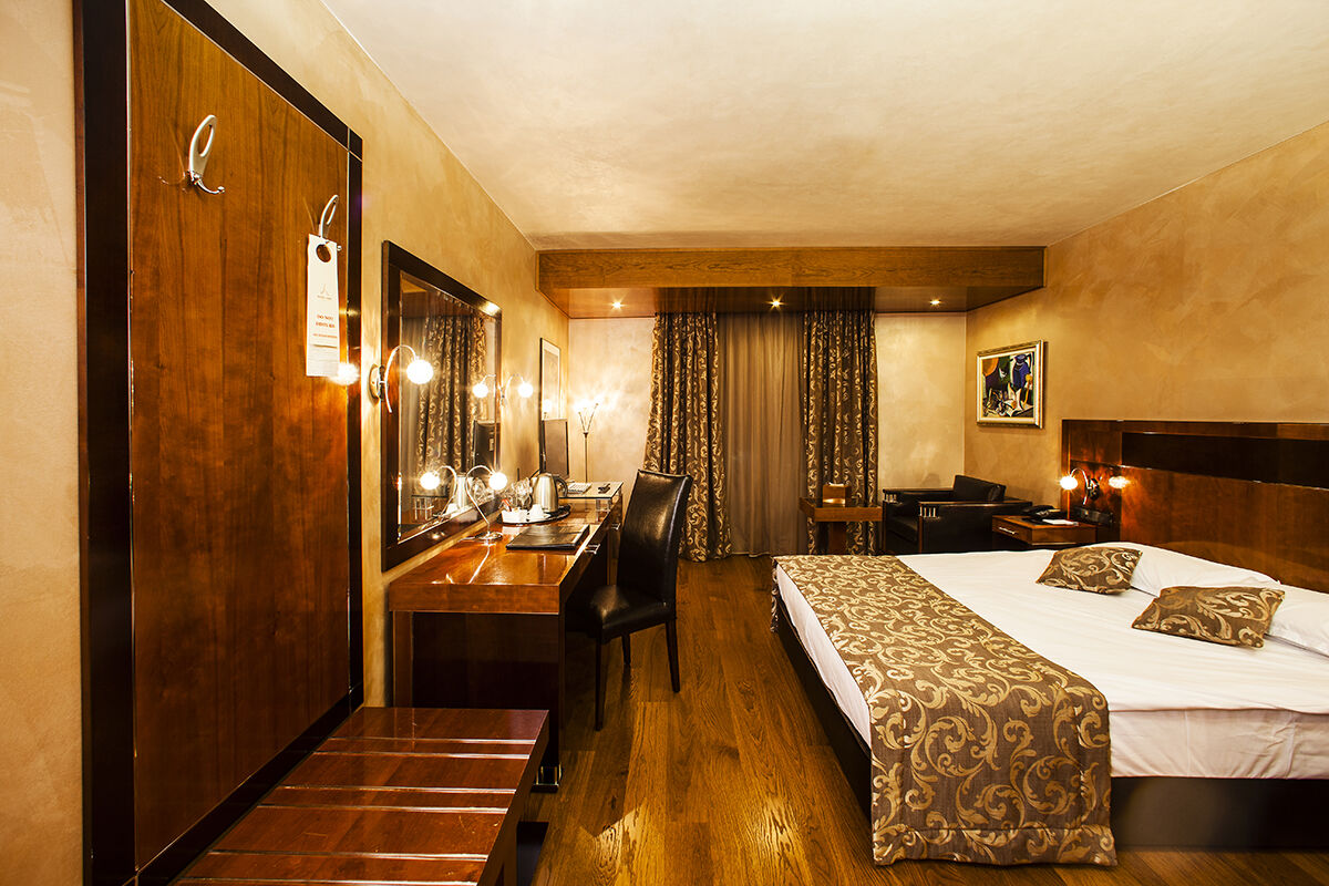 Anel 5* Sofia