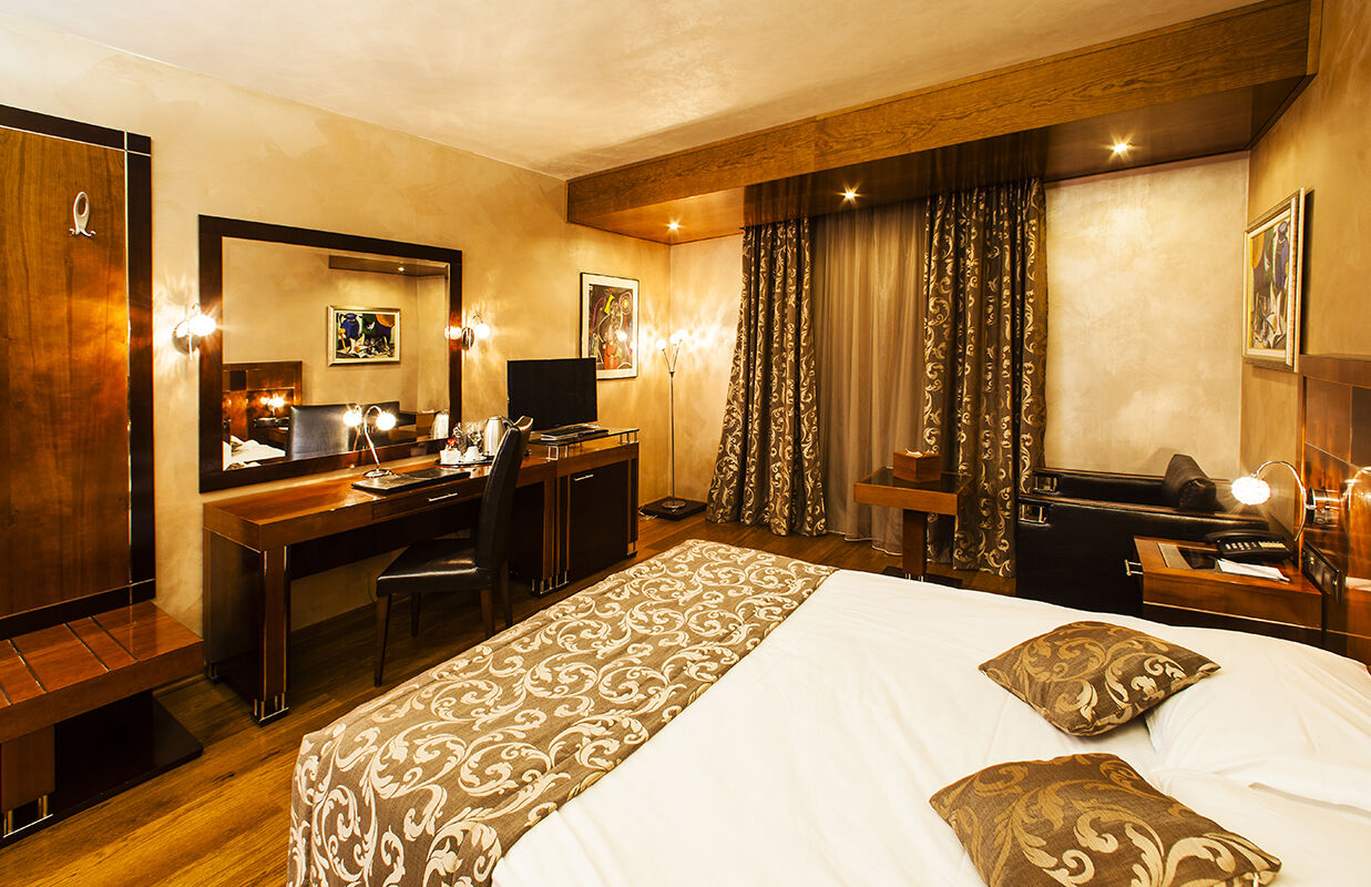 Hotel Anel 5*